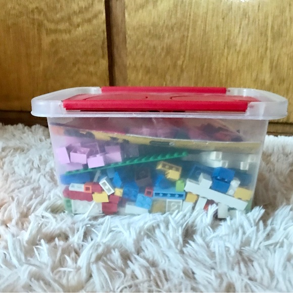6 Missing Pcs LEGO 5560 Retired Large Pink Brick Box Bricks And More Set Horse - Picture 12 of 12